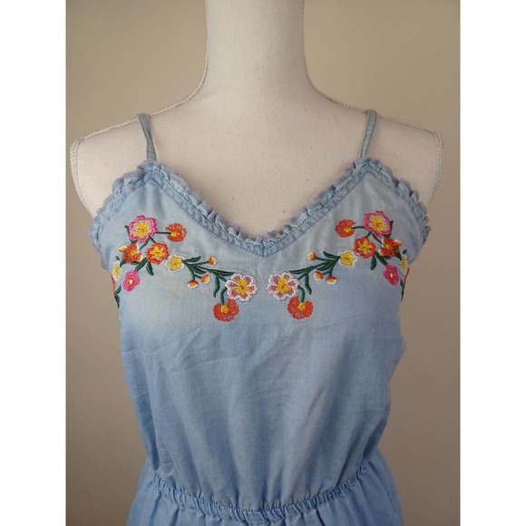 Denim Romper Floral Embroidery - Picture 2 of 9